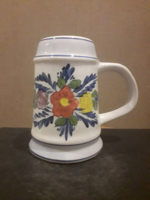 Beer mug with flowers used