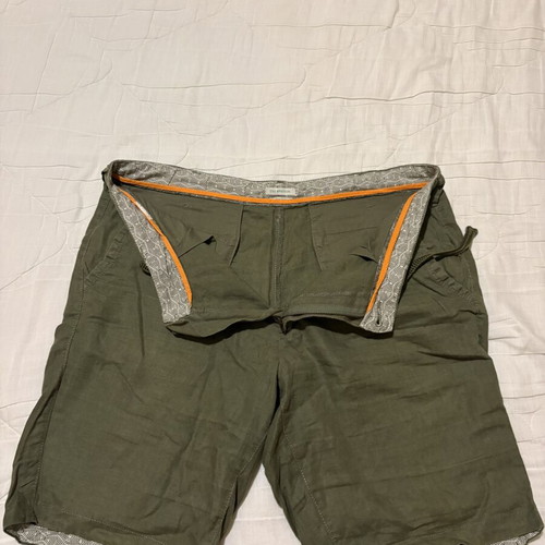 Benetton linen bermuda shorts, khaki, size L
