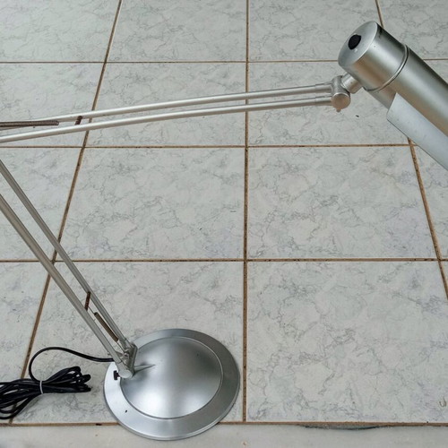 Desk lamp used with adjustable arms and On Off switch