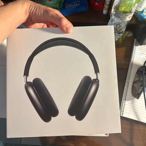 AirPods Max used with noise control issue