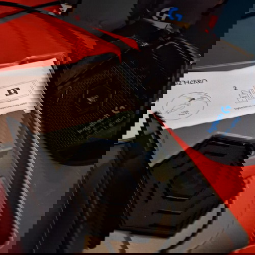 Logitech G502 HERO Gaming Mouse в много добро състояние