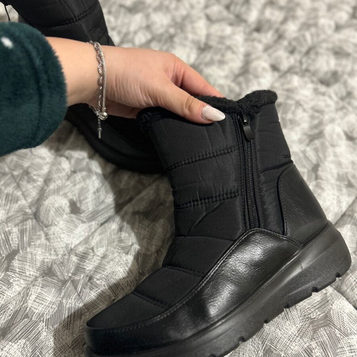 Boots new, black, size 38, ideal for snow