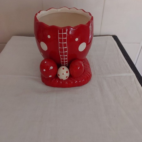 Easter ceramic egg holder new