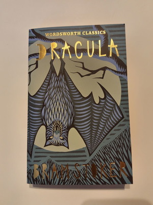 Dracula Bram Stoker book new, English edition