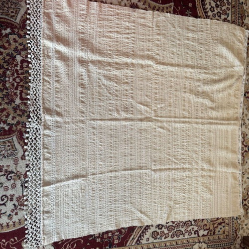 Woven wool cloth with knitted lace edge like new