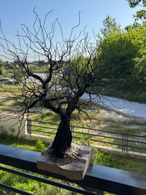 Wire tree handmade, like new, copper 58 cm
