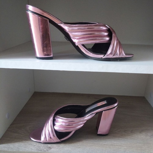 Daisy Street women's sandals size 36 like new, pink silver