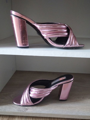 Daisy Street women's sandals size 36 like new, pink silver
