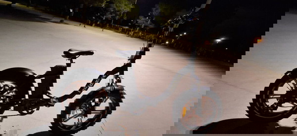 Ηλεκτρικό ποδήλατο νείλοξ