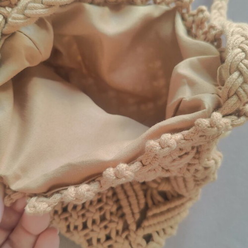 Knitted crossbody bag like new, beige, with lining