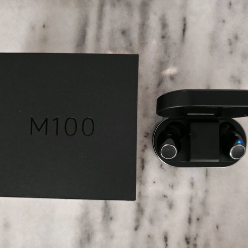 Cambridge Audio Melomania M100 like new in ear monitors high fidelity