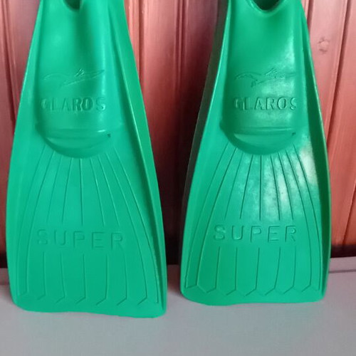Glaros Super swim fins used, natural rubber, sizes 32-34