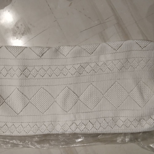 Handmade white knitted blanket super king size 2.33x2.42 m new