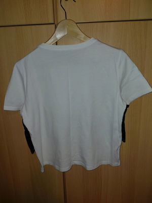 Zara crop top Medium like new with black lace detail
