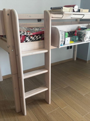Flexa mid-height bed like new, white decape finish
