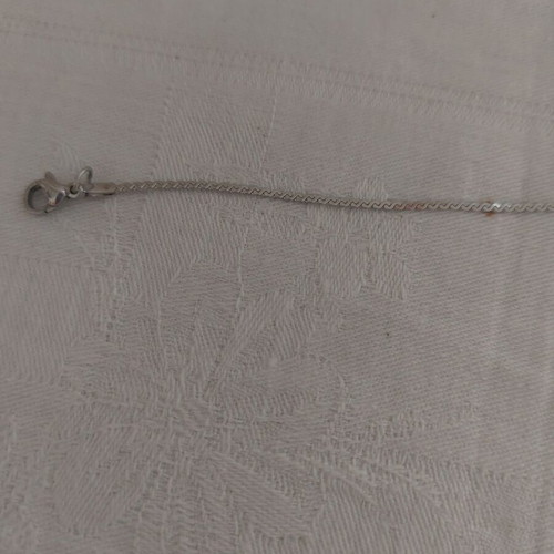 Bracelet made of stainless steel like new, silver color, 17+5 cm