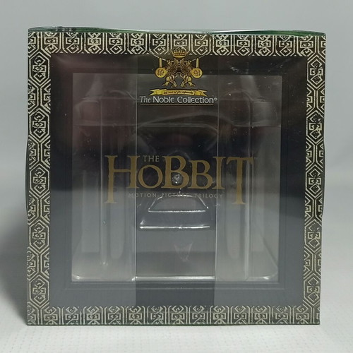 The Hobbit Smaug 7'' Statue with Acrylic Case new