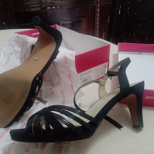 MariaMare leather sandals size 39 like new