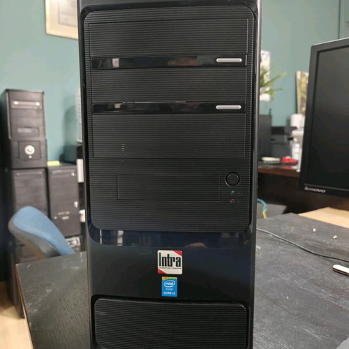 Desktop PC i3 used with 480GB SSD, 4GB RAM