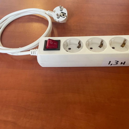 Safety Power Strip 3 Sockets used with Switch and 1.3m Cable