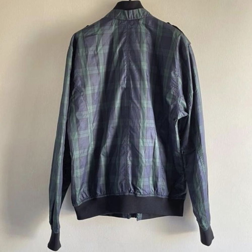 Bershka Jacket 00s Extra Large (XL) like new, black and green