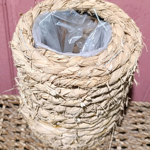 Natural woven planter with wooden base and protective lining, new