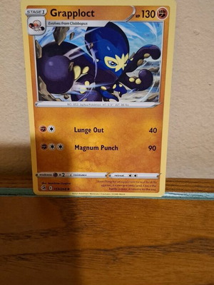 Pokemon Card Grapploct like new