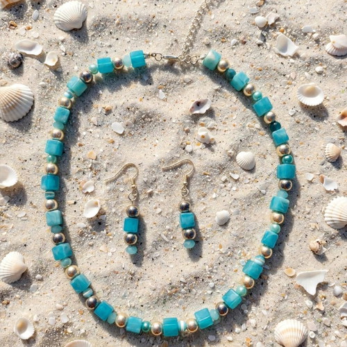 Handmade blue summer necklace and earings