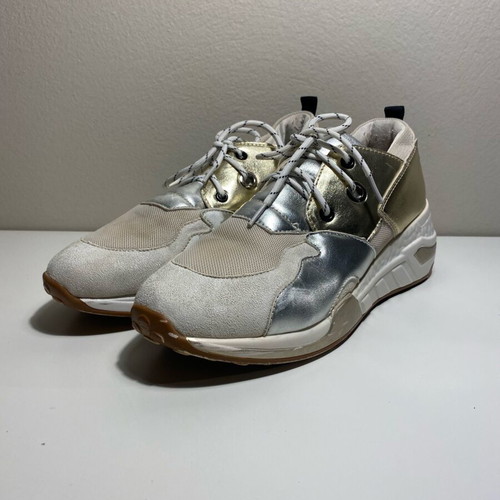 Sneakers with Low Heel Size 39 Used, Gold and Silver