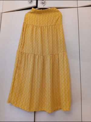 Wild Pony skirt like new, yellow, size S