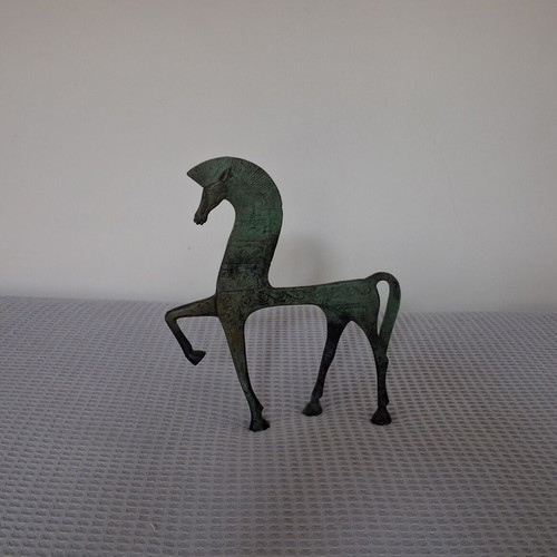 Bronze horse geometric period museum replica 22cm like new