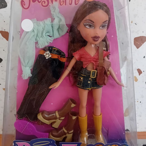 Bratz Yasmin doll 2002 vintage, new in box