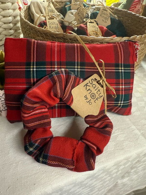 Set of bag-wallet and gift scrunchie red, new