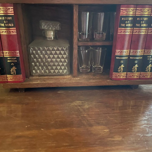 Mini bar books decorative like new