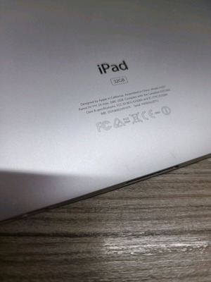 Apple iPad πρώτης γενιάς 32GB Sim3G σαν καινούργιο