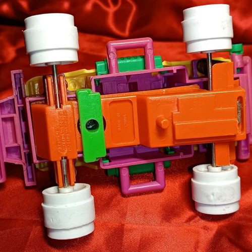 Super Turbo Rough Terrain Color Bee Pink 4x4 vintage toy truck used 1986