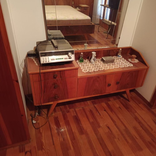 Danish Bedroom Set like new, bed, 2 nightstands, dresser