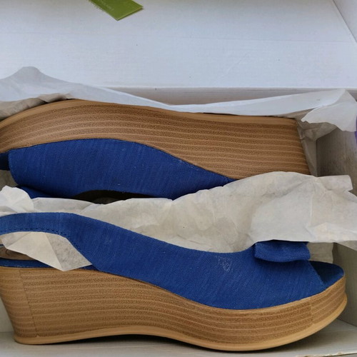 Voi&Noi women's platform sandals used, size 38, navy