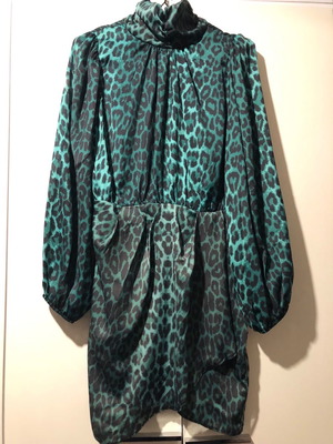 Animal print satin dress green-petrol new