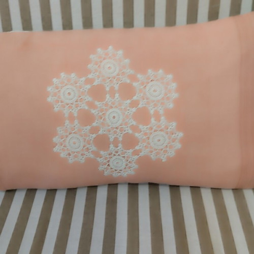 Traditional woven cotton pillowcase 65x40 cm