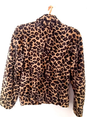 Leopard velvet jacket size S like new