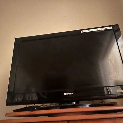 Toshiba TV like new