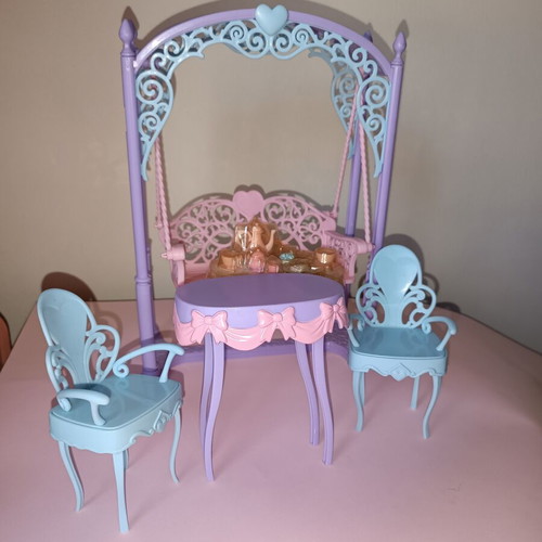 Barbie Erika Tea Party Set like new, complete accessories