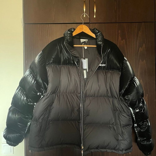 Vetements Puffer jacket new, black, size L