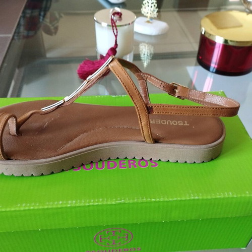 Tsouderos sandals No 38 like new, brown