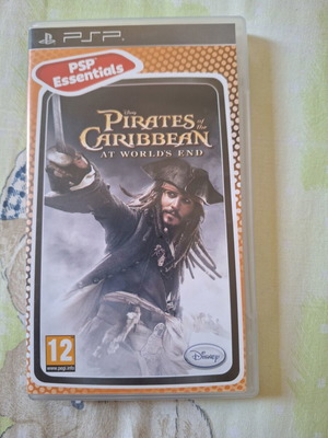 Pirates of the Caribbean at World's End PSP game used with disc and manual