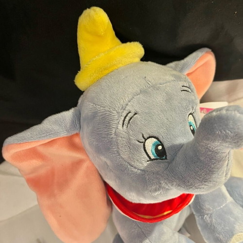 Disney Dumbo 25 cm soft plush toy new