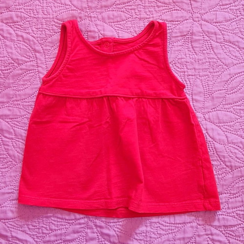 Pack of 12 t shirts for 2-year-old girl like new
