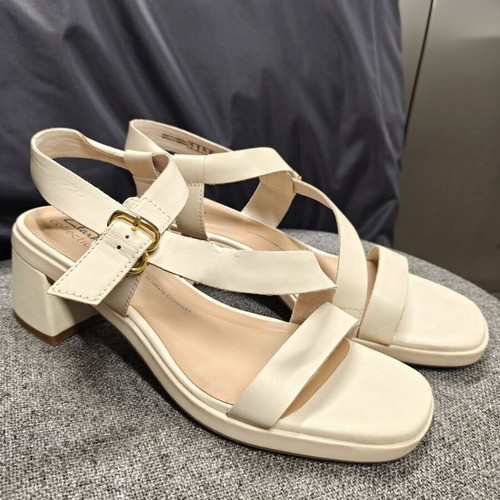 Clarks sandals like new, beige, size 41