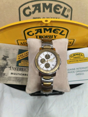 Camel Trophy Chrono new with stainless steel bracelet